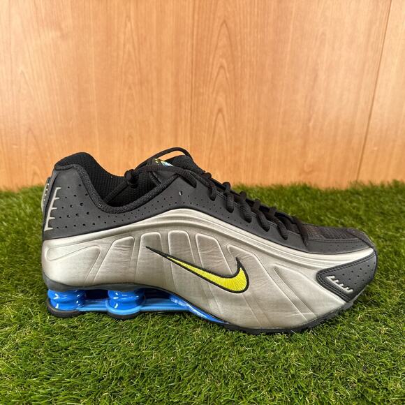 Nike Shox R4 Brazil Black Canary Blue Running Sneakers IO8134-001 Men\'s Size 12 main image 5